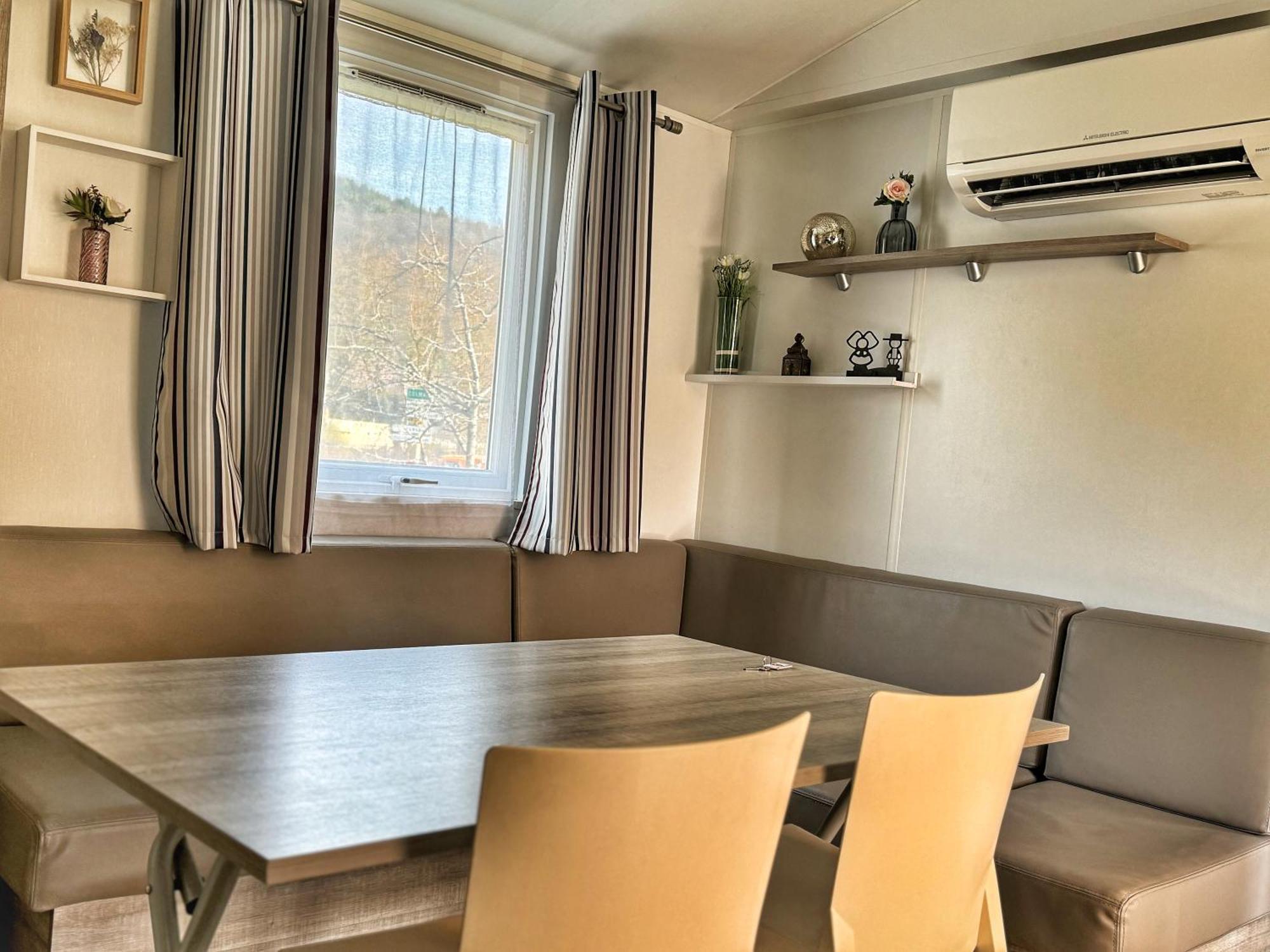 Grand Mobile-Home 6 Places Climatise Munster  Exterior photo