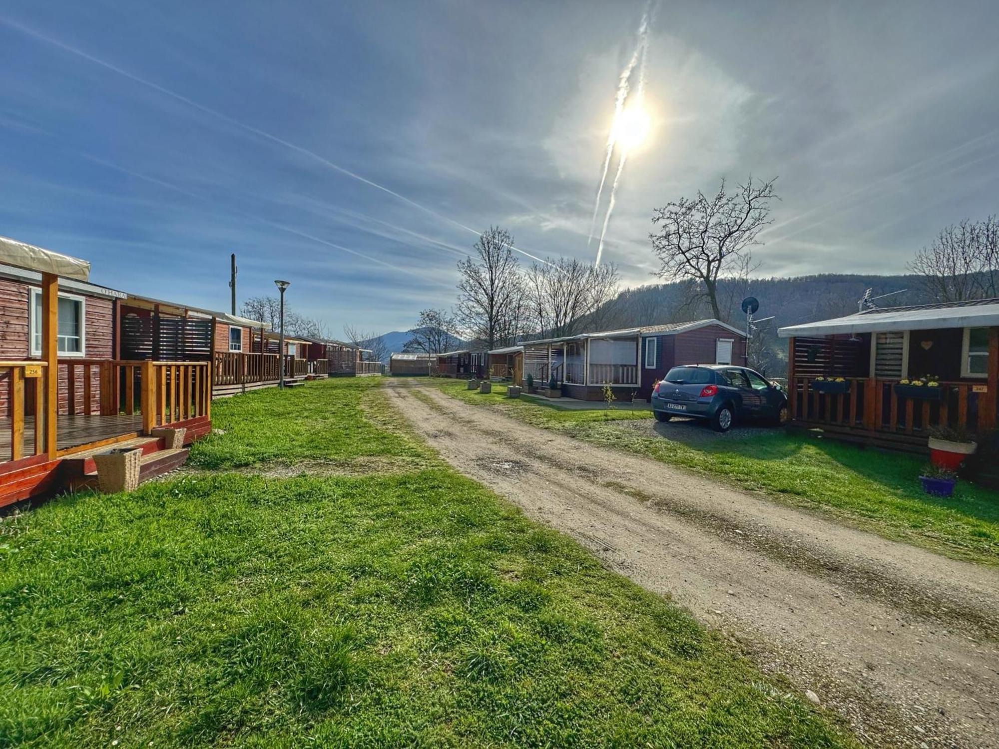 Grand Mobile-Home 6 Places Climatise Munster  Exterior photo